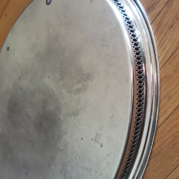 Vintage Kent silversmiths oval serving tray - Picture 15 of 16